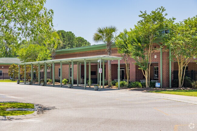 Parents appreciate the spacious drop-off areas at Laurel Hill Primary in Park West.