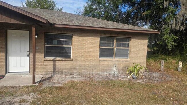 2936-2938 8 Iron Dr, Lakeland, FL 33801 - photo 2