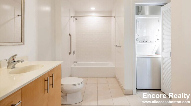4 Emerson Place unit 908, Boston, MA 02114 - photo 5