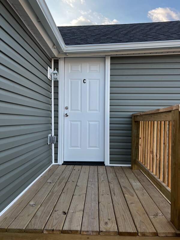 100 W College St unit C, Aurora, MO 65605 - photo 2