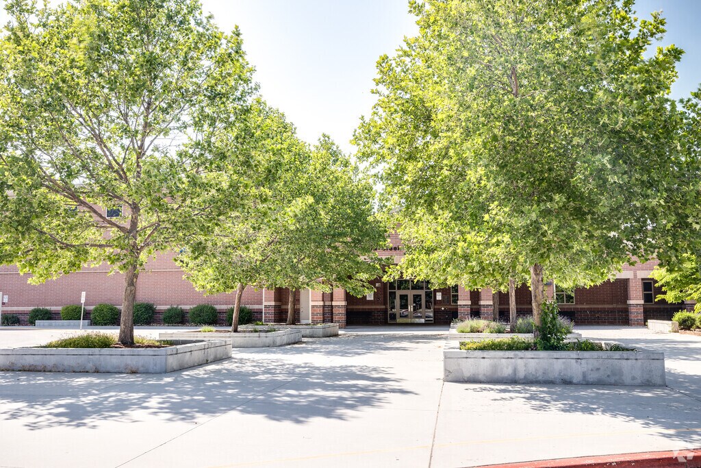 Willow Creek Elementary provides a safe and positive environment for students.