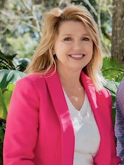 Laura Reeves
