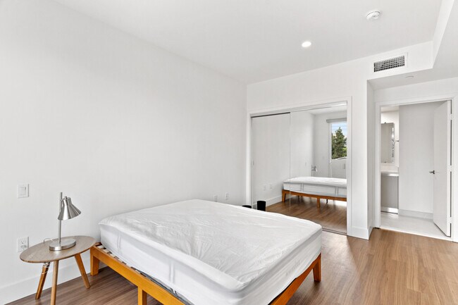Ecco Lexington – Coliving + Traditional Units, Los Angeles, CA 90038 - photo 5