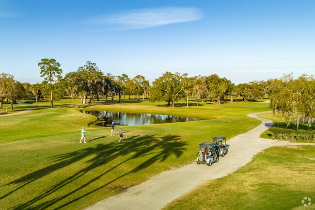Eagles golfers teeing off