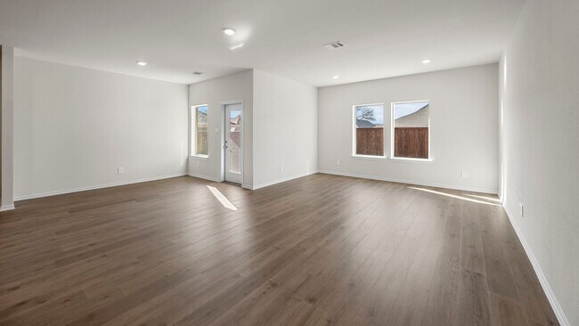 4116 Thistle Dr, Sanger, TX 76266 - photo 3