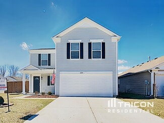 10955 Woods Dr, Ingalls, IN 46048