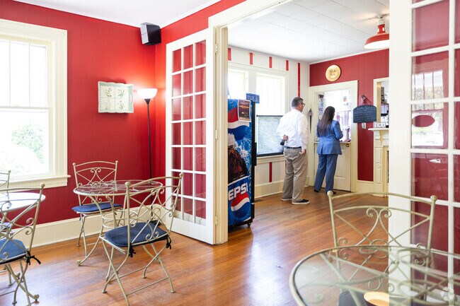 Mallard’s Restaurant in Accomac is a cozy local spot known for its homestyle sandwiches, antique decor, and small-town charm.