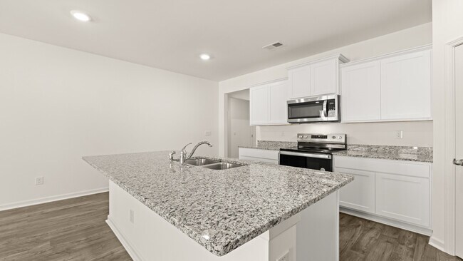 267 Kennelsman Dr, Griffin, GA 30224 - photo 7