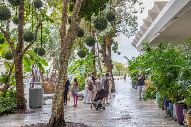 Families can stop by the restaurants in Aventura Shopping Mall near Ojus.
