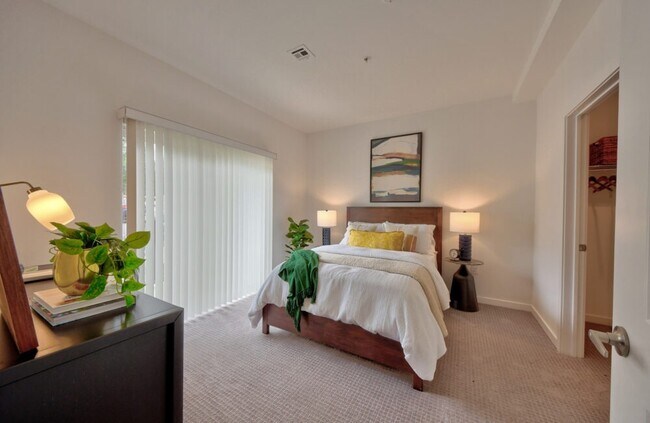 Terrain on the Parkway, Allentown, PA 18103 - photo 2