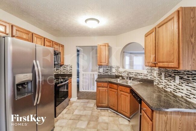 232 Buckeye Tr, Stockbridge, GA 30281 - photo 4