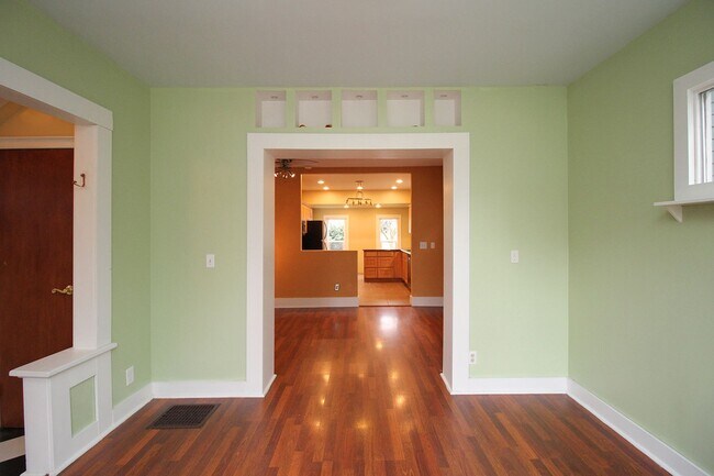 3824 N Kerby Ave, Portland, OR 97227 - photo 6