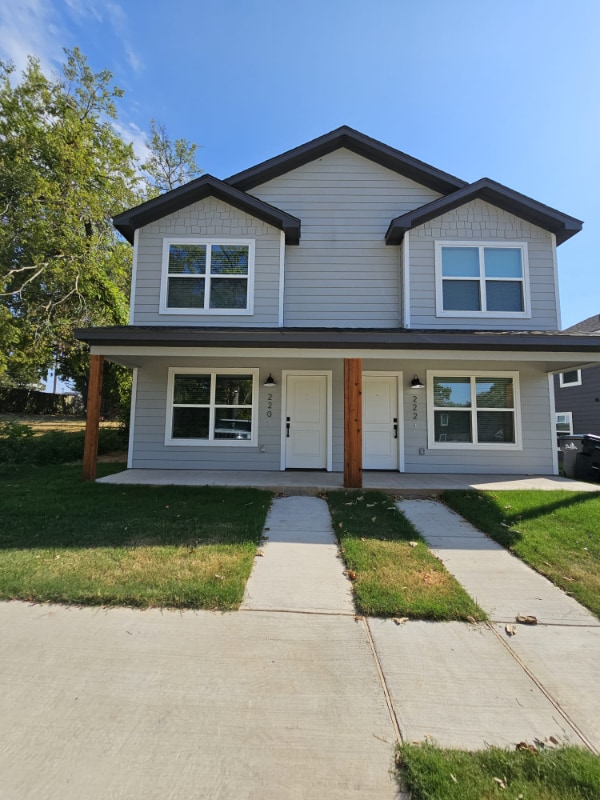 220 W Bond St Unit 220, Denison, TX 75020