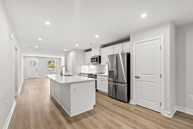 1431 Pleasant View Dr, North Myrtle Beach, SC 29582 - photo 4