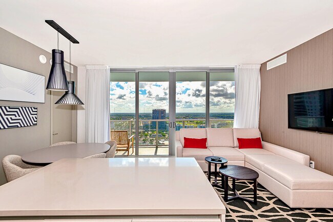 Hyde Beach House unit FL25-ID1022527P, Hollywood, FL 33019 - photo 7