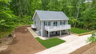 130 Rocklawn Ave, Attleboro, MA 02703