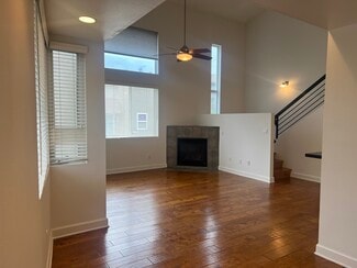 14907 Moorpark St, Sherman Oaks, CA 91403