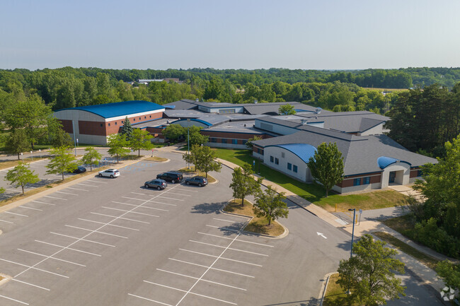 Aerial context of Forest Hills Northern Trails 5\6 School on Leonard St in Grand Rapids, MI.