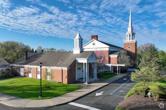 Attend Sunday service at Fox Chapel Presbyterian Church.