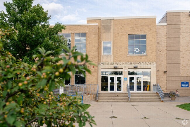 Cleveland Hill Middle School features small classroom sizes.