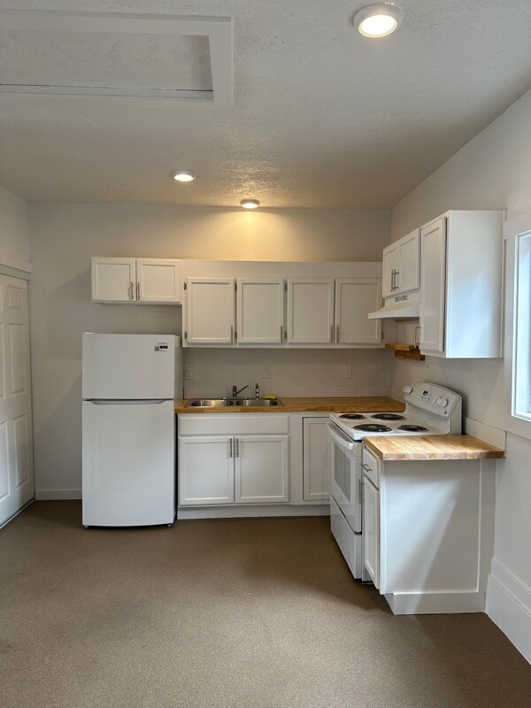 4965 Breanna Ln NE Unit Studio, Salem, OR 97305