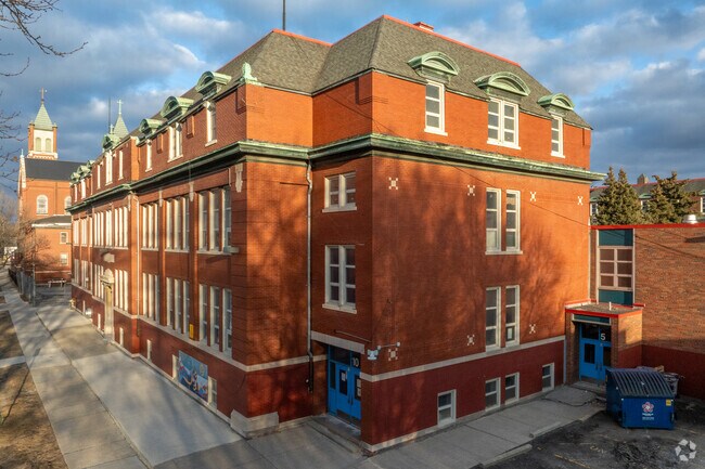 Academy Of The Americas