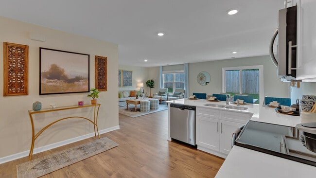 7030 Randleman Dr, Knoxville, TN 37918 - photo 4