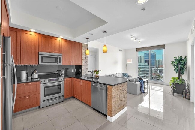 Strada 315 unit 1405, Fort Lauderdale, FL 33301 - photo 4