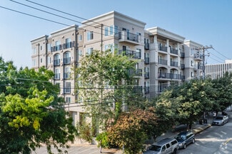 315 1st Ave W, Seattle, WA 98119