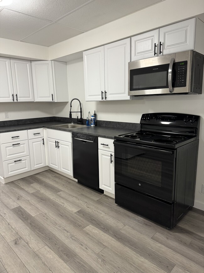 516 8th St S unit 3, Great Falls, MT 59405 - photo 5