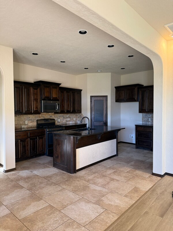 3408 Sardis Way, Yukon, OK 73099 - photo 3