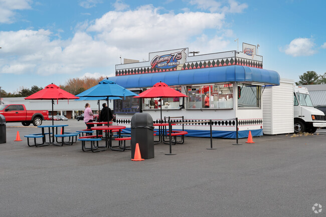 Enjoy a delicious ice cream at Jimmy T's soft serve in Leavells neighborhood.