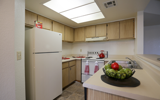 4937 W Myrtle Ave, Glendale, AZ 85301