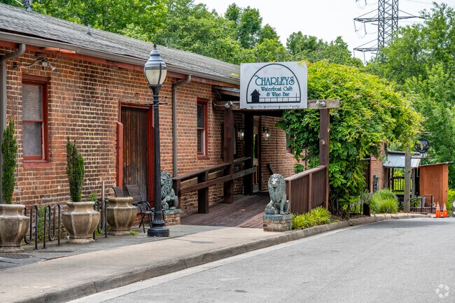 Charley's Waterfront Cafe is situated right by the river, featuring a large menu full of American classics.