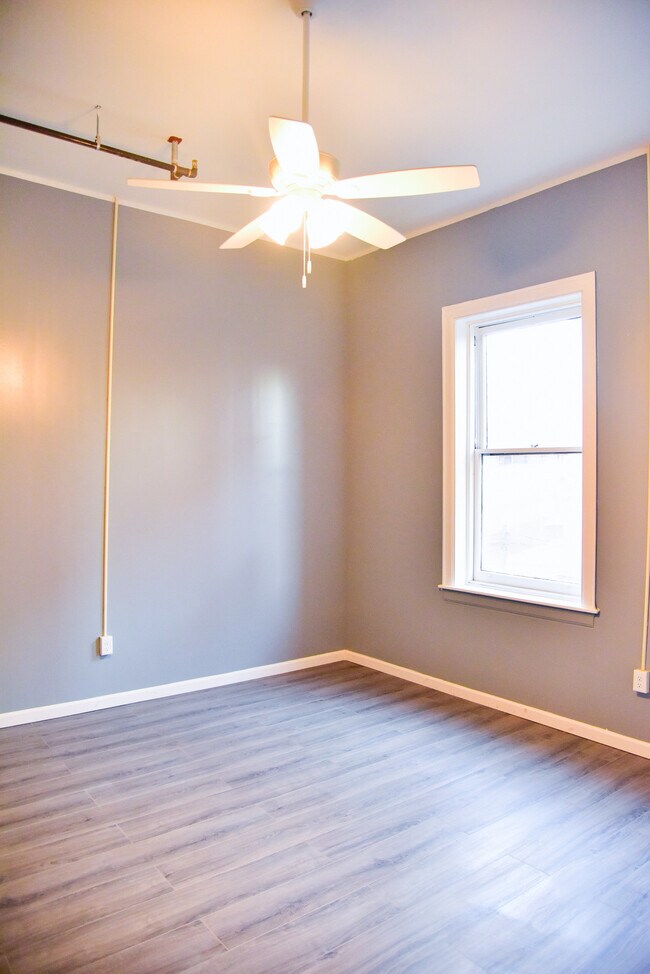 19 S George St unit 2, York, PA 17401 - photo 6