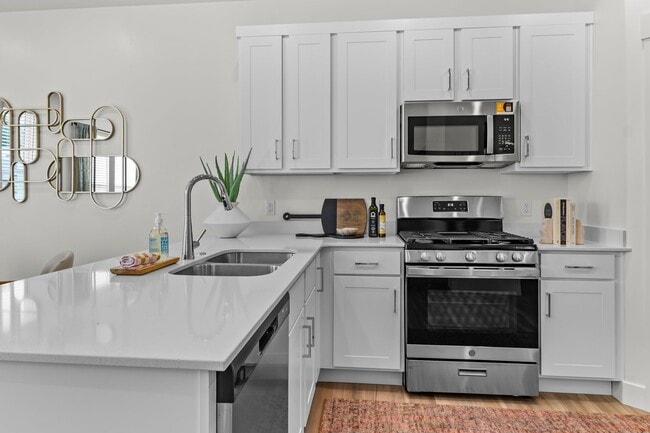 509 S 1215 W, Logan, UT 84321 - photo 4