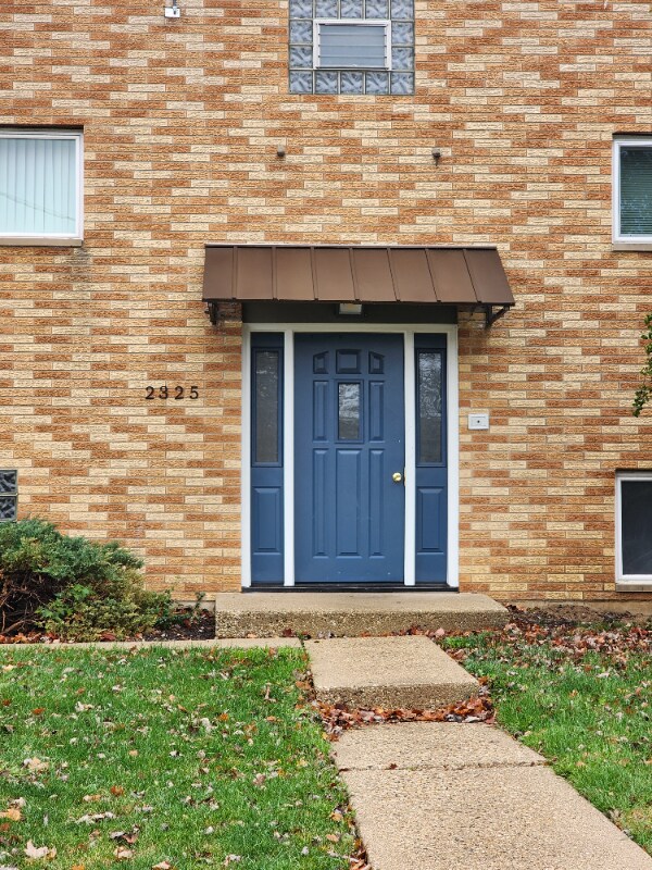 2325 Lewis Ave Unit 7, Zion, IL 60099