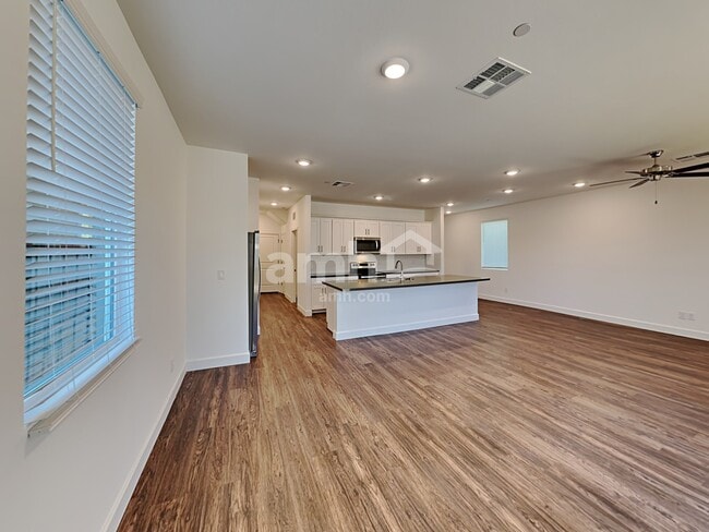 3376 Blodwen St, Las Vegas, NV 89129 - photo 6