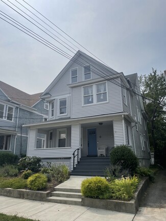 437 Davidson St Unit 3, Bridgeport, CT 06605