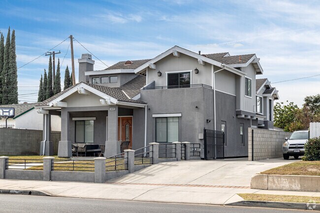 There are multi-level, newly constructed houses for larger families in Alhambra Vista, CA.