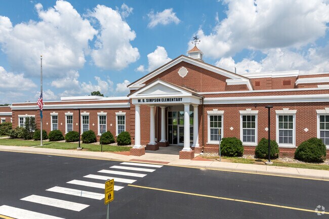 According to state test scores, 39% of W.B. Simpson Elementary School students are at least proficient in math and 46% in reading.