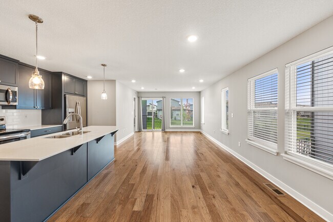 13305 W 180th St, Stilwell, KS 66013 - photo 4