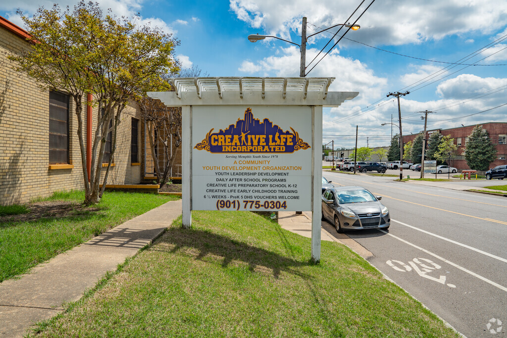 Creative Life Preparatory School offers private education to students in South Memphis.