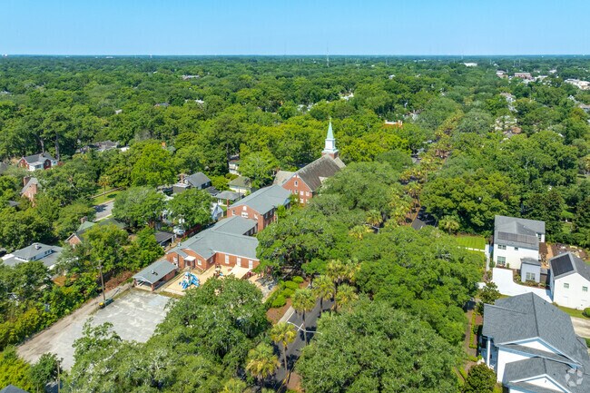 Route 80 is the main highway through Ardmore-Gould Estates-Olin Heights.