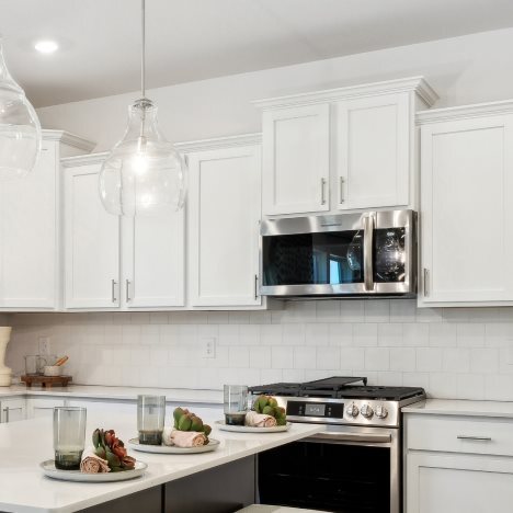 10550 Kingsview Ln N, Maple Grove, MN 55369 - photo 5