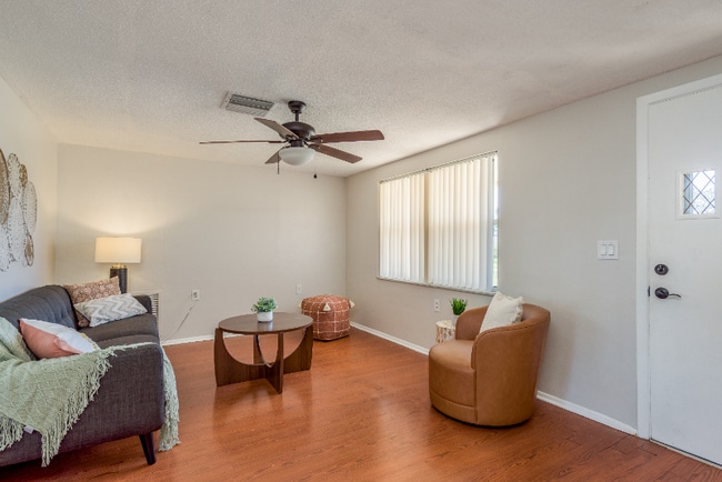 1748 Colmar Dr, Holiday, FL 34690 - photo 5