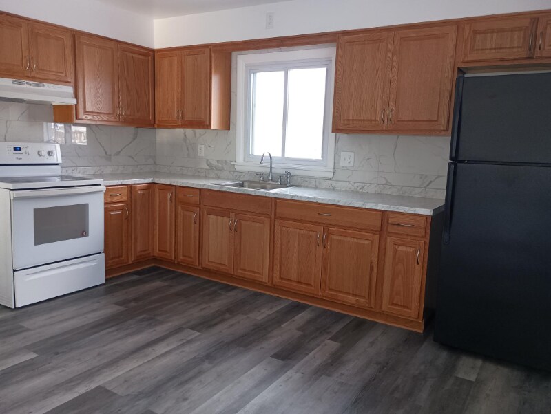 1 A Saybrook Dr unit 1A, Latham, NY 12110 - photo 1