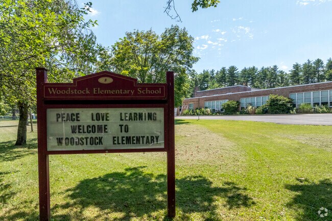 Woodstock Elementary School has 149 students of which 65% of are at least proficient in reading.