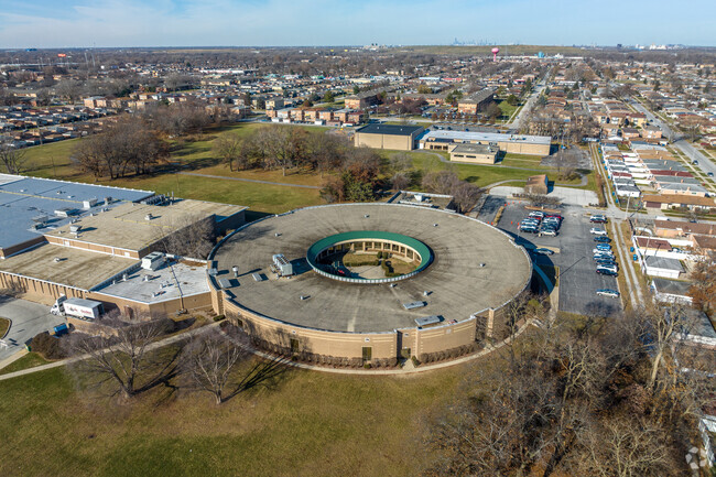 Carol Moseley Braun School, Rankings & Reviews - Homes.com