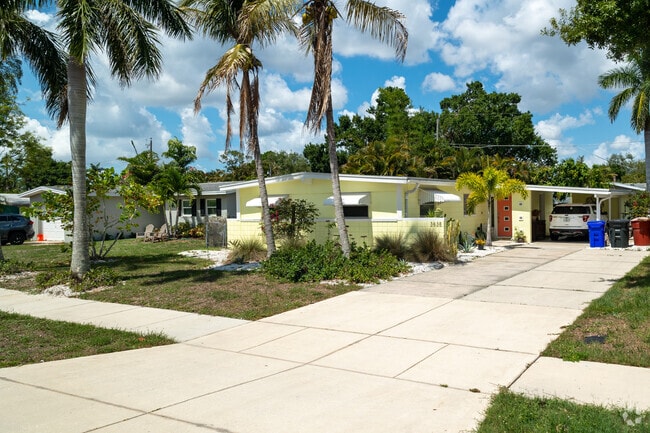 Bright colors set a lively tone to the neighborhood in Palm Lee Park.